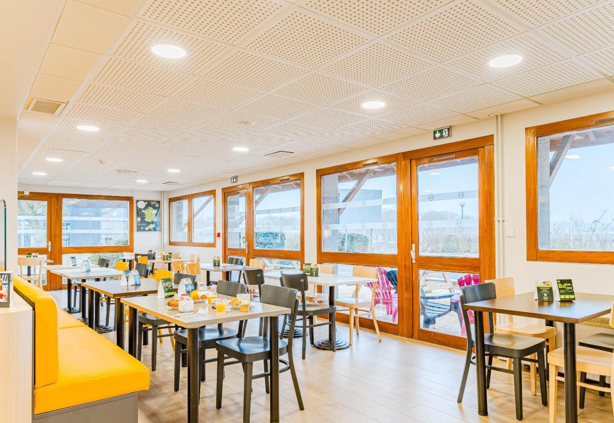 B&B Hotel Poitiers 3 Futuroscope シャッスヌイユ・デュ・ポワト エクステリア 写真
